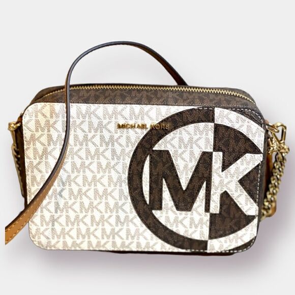 NWT Michael Kors Crossbody Bag Camera Bag Logo Print Canvas Leather Acc… - Picture 3 of 15